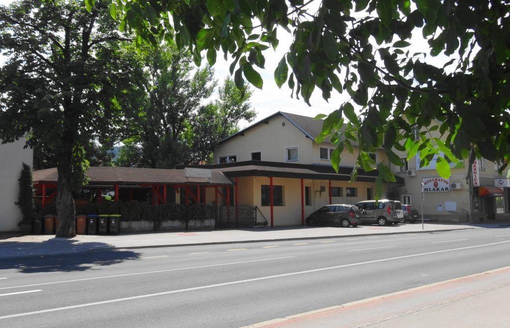 Zavod Pod strehco na Zaloški cesti 42