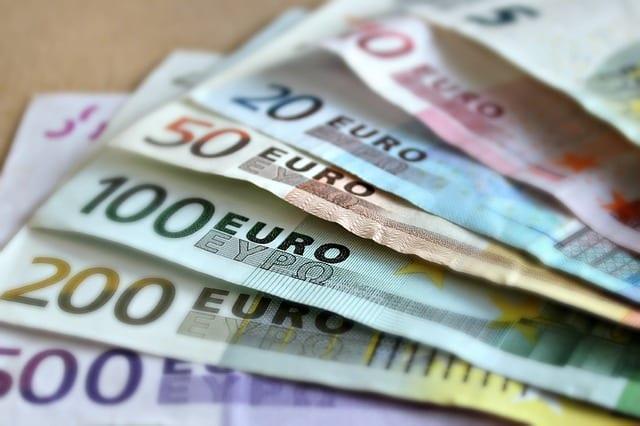 Prost pretok denarja pri s.p. – prednosti in pasti za podjetnika Finančno poslovanje samostojnega podjetnika