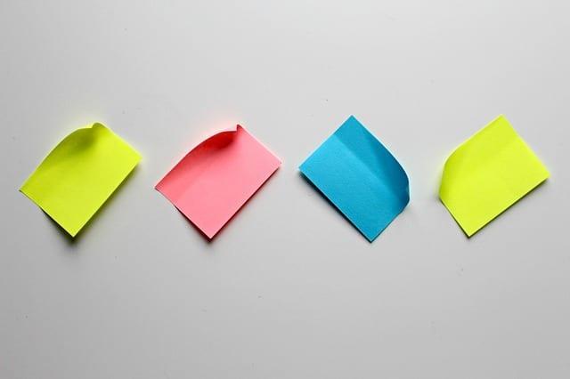 Facebook kot primer uspešnega platformskega poslovnega modela