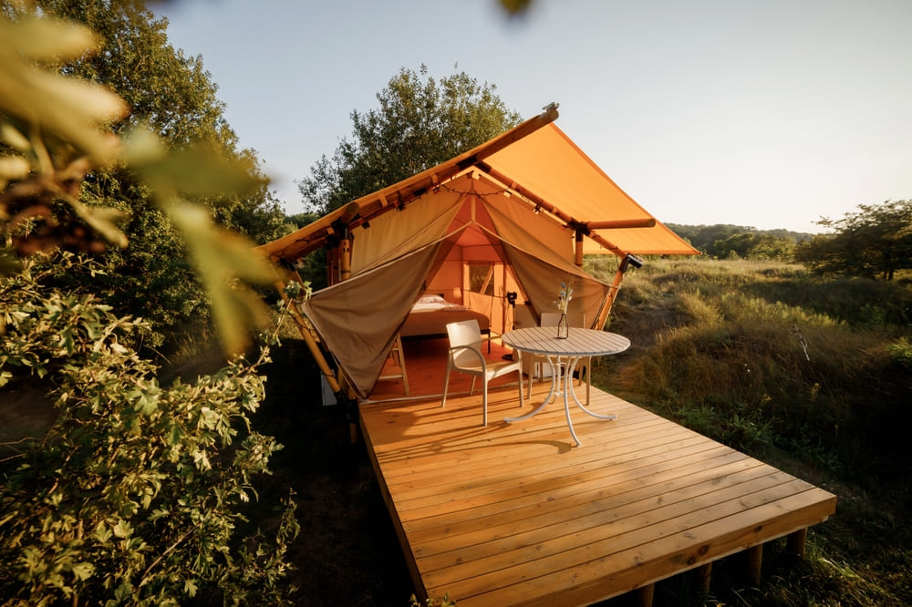 Ponudba kamping in glamping objektov na prodaj