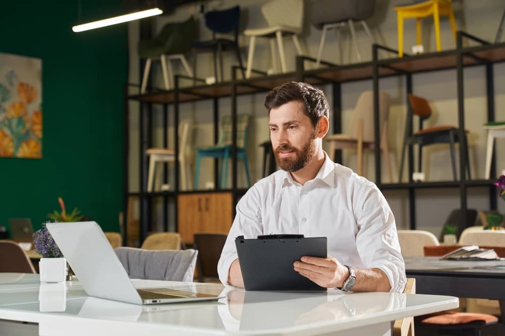 Preverjene tehnike za uspe&scaron;no prodajo