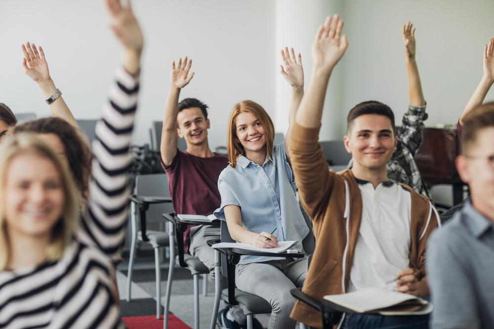 INFORMATIVNI DAN ZA VPIS NA SREDNJE ŠOLE IN FAKULTETE