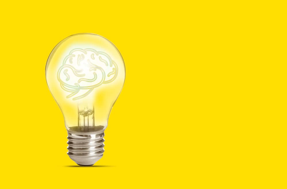 Vpogled v marketinške in poslovne pristope iz knjige Red and Yellow Strategies